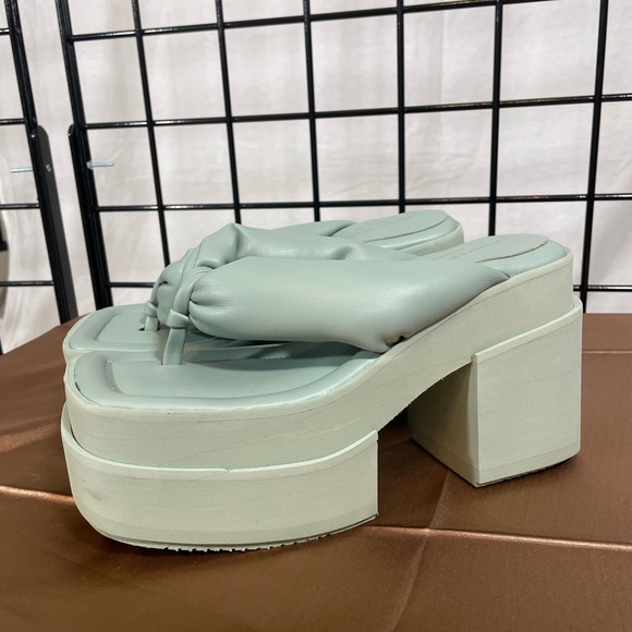 Paloma Barcelo Shoes - 🚚 MOVING SALE Paloma Barcelo Litza Platform Sandals size 38